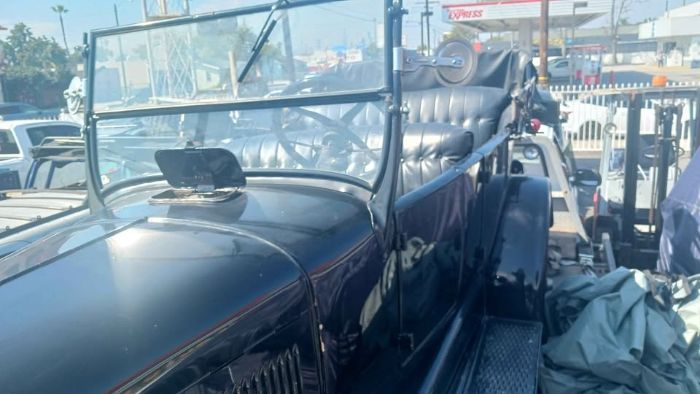 Ford-Model-t-1926-Black-Black-3