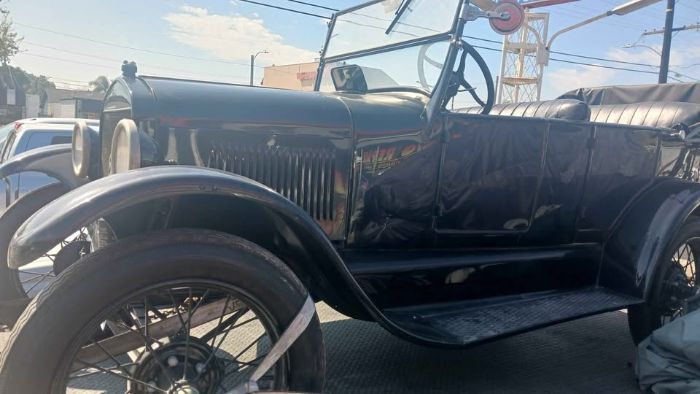 Ford-Model-t-1926-Black-Black-5