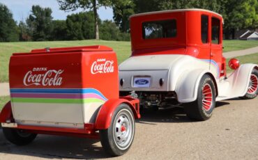 Ford-Model-t-1927-Red-Tan-13