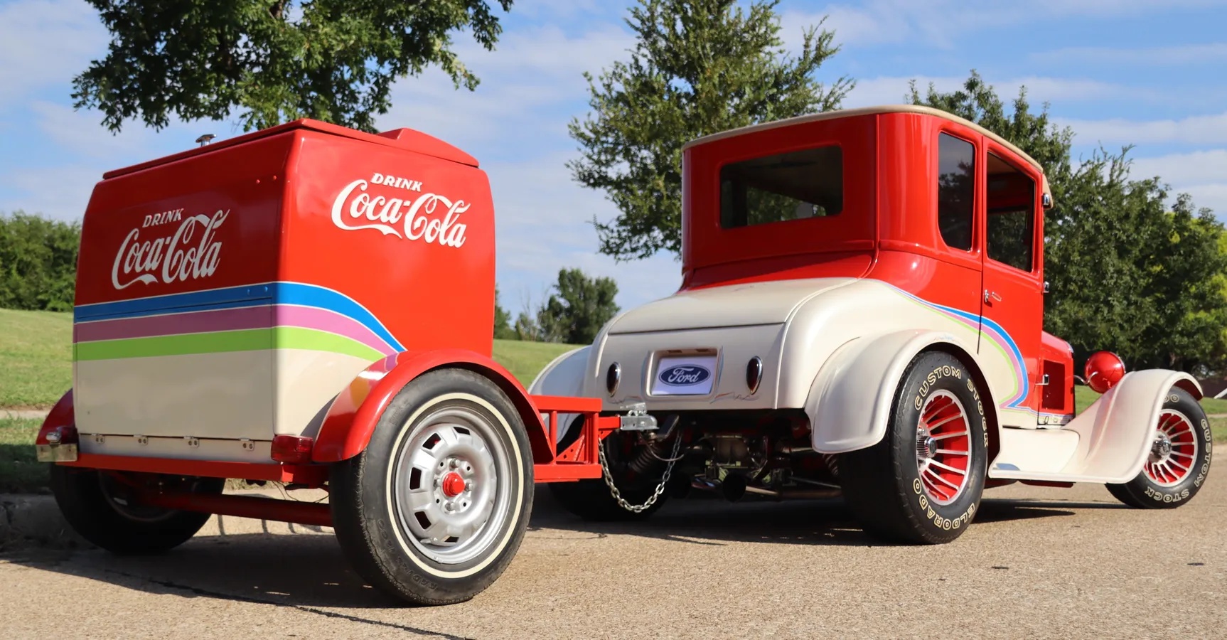 Ford-Model-t-1927-Red-Tan-15