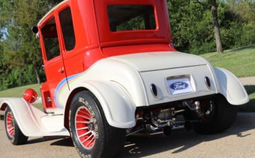 Ford-Model-t-1927-Red-Tan-7