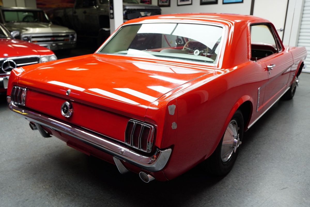 Ford-Mustang-1964-Coupe-12