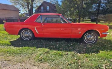 Ford-Mustang-1964-red-black-11