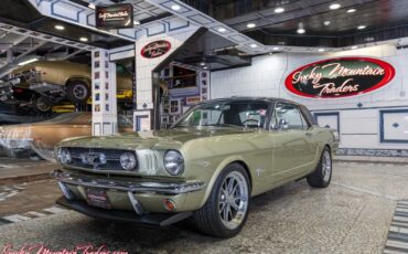 Ford-Mustang-1965-1