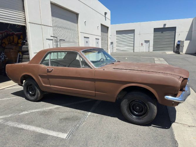 Ford-Mustang-1965-12