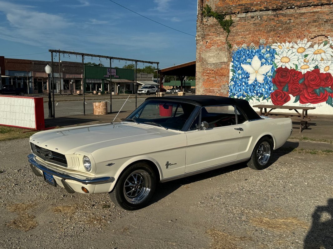 Ford-Mustang-1965-29