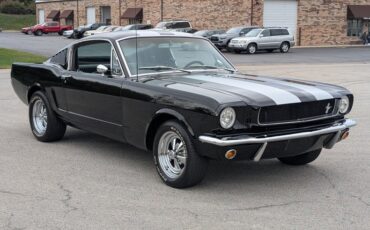 Ford-Mustang-1965-Black-Black-1