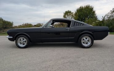 Ford-Mustang-1965-Black-Black-12