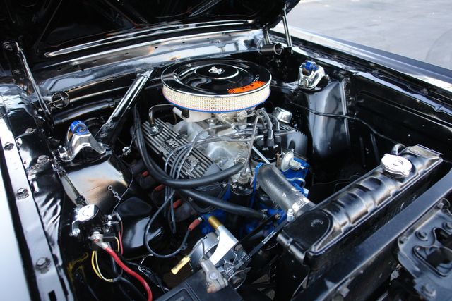 Ford-Mustang-1965-Black-Black-13
