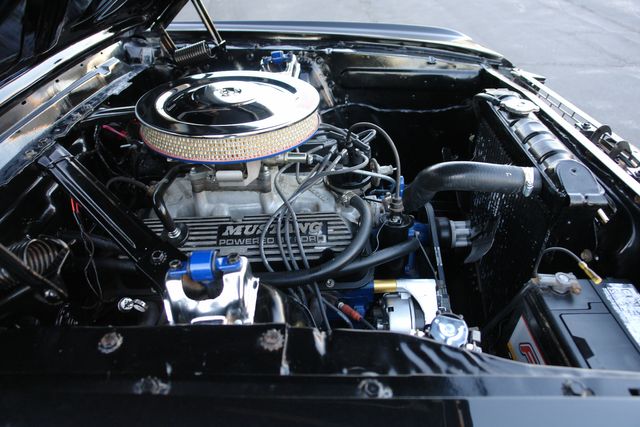Ford-Mustang-1965-Black-Black-14