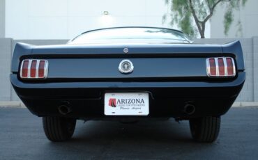 Ford-Mustang-1965-Black-Black-19