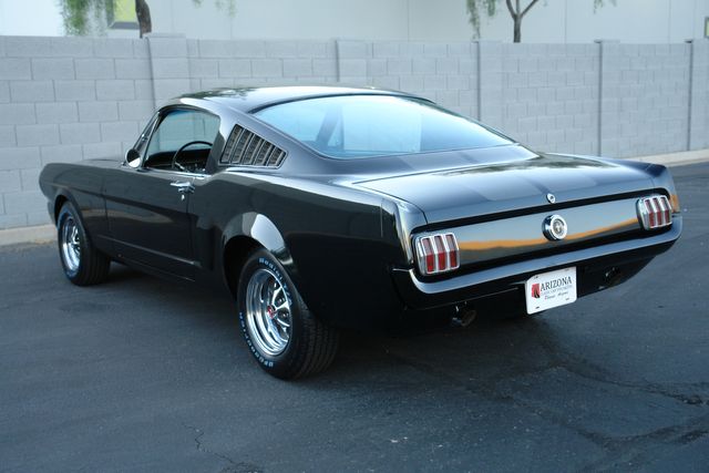 Ford-Mustang-1965-Black-Black-20