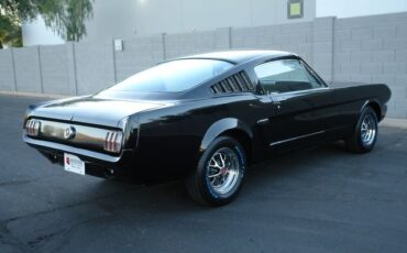Ford-Mustang-1965-Black-Black-21