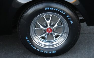 Ford-Mustang-1965-Black-Black-23