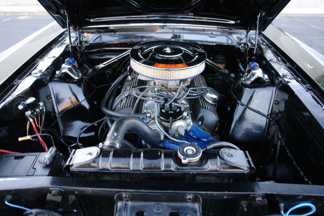 Ford-Mustang-1965-Black-Black-3
