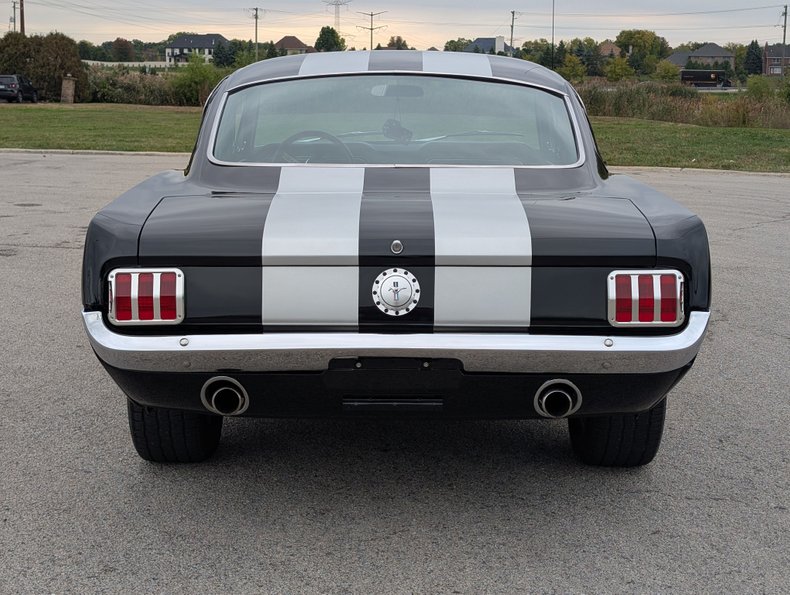 Ford-Mustang-1965-Black-Black-30