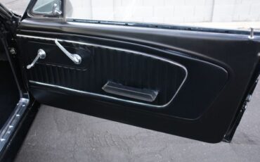 Ford-Mustang-1965-Black-Black-31