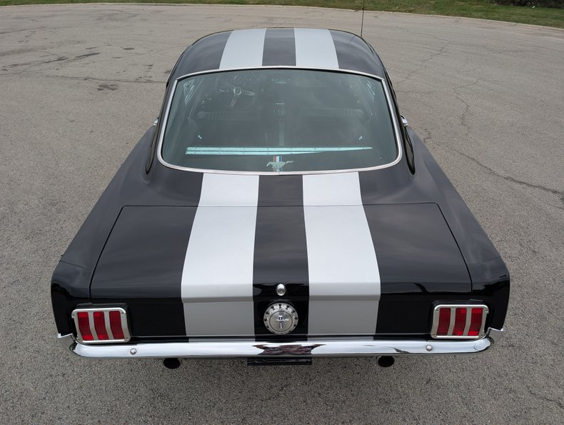 Ford-Mustang-1965-Black-Black-33