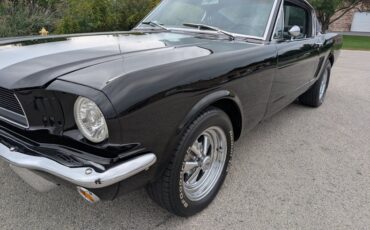 Ford-Mustang-1965-Black-Black-38