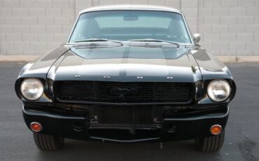 Ford-Mustang-1965-Black-Black-46