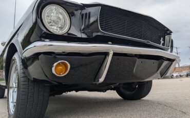 Ford-Mustang-1965-Black-Black-47