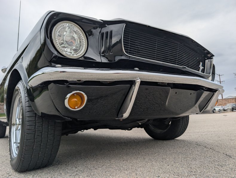 Ford-Mustang-1965-Black-Black-47