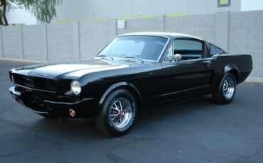 Ford-Mustang-1965-Black-Black-48