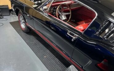 Ford-Mustang-1965-Black-Red-3