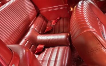 Ford-Mustang-1965-Black-Red-8