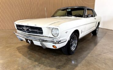 Ford-Mustang-1965-Classic-Car-2