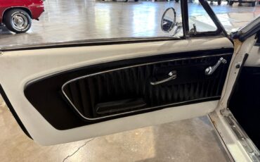 Ford-Mustang-1965-Classic-Car-28
