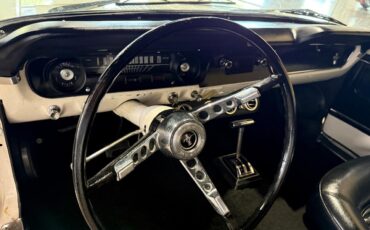 Ford-Mustang-1965-Classic-Car-33