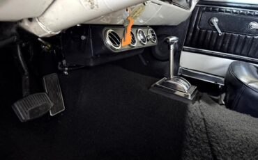 Ford-Mustang-1965-Classic-Car-38