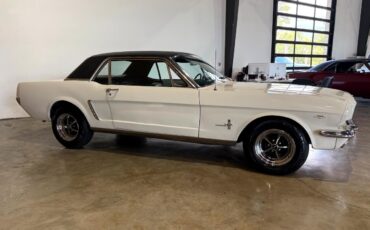 Ford-Mustang-1965-Classic-Car-7
