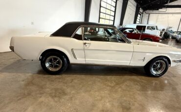 Ford-Mustang-1965-Classic-Car-8