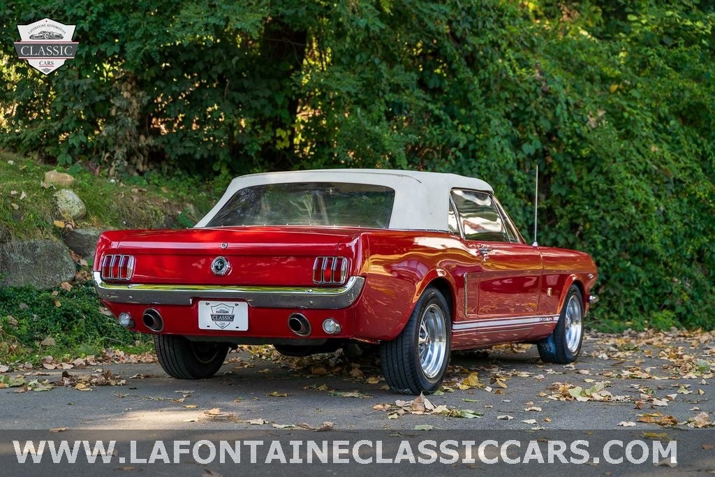Ford-Mustang-1965-Convertible-15