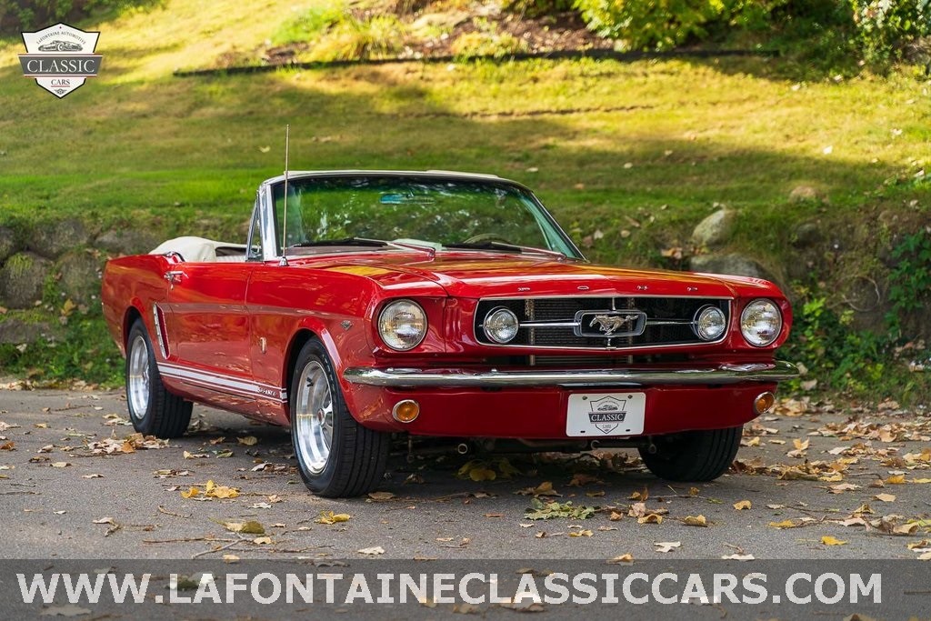 Ford-Mustang-1965-Convertible-16