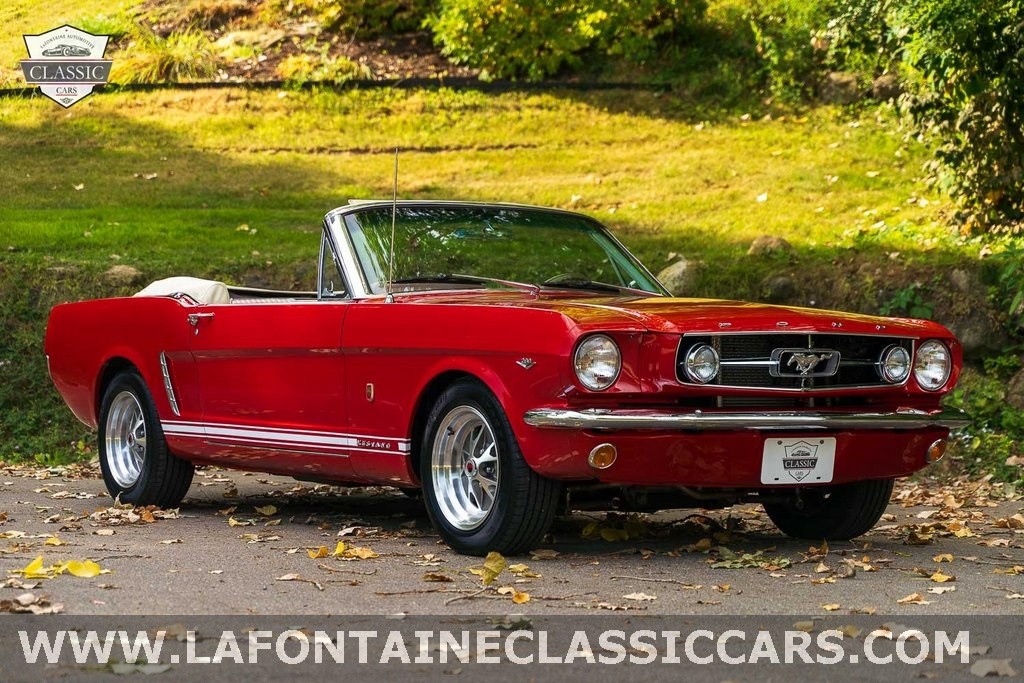 Ford-Mustang-1965-Convertible