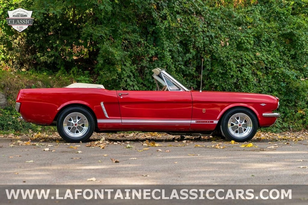 Ford-Mustang-1965-Convertible-25