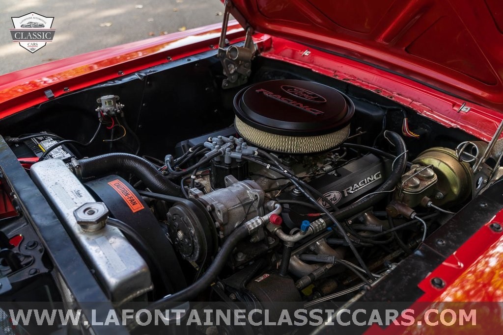 Ford-Mustang-1965-Convertible-29