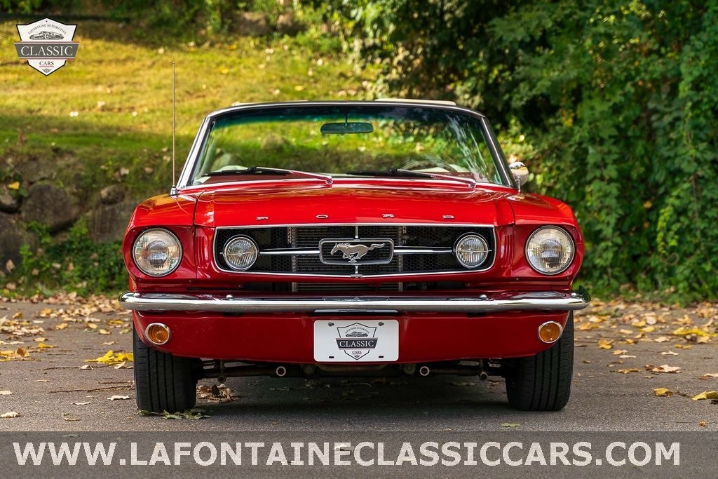 Ford-Mustang-1965-Convertible-6