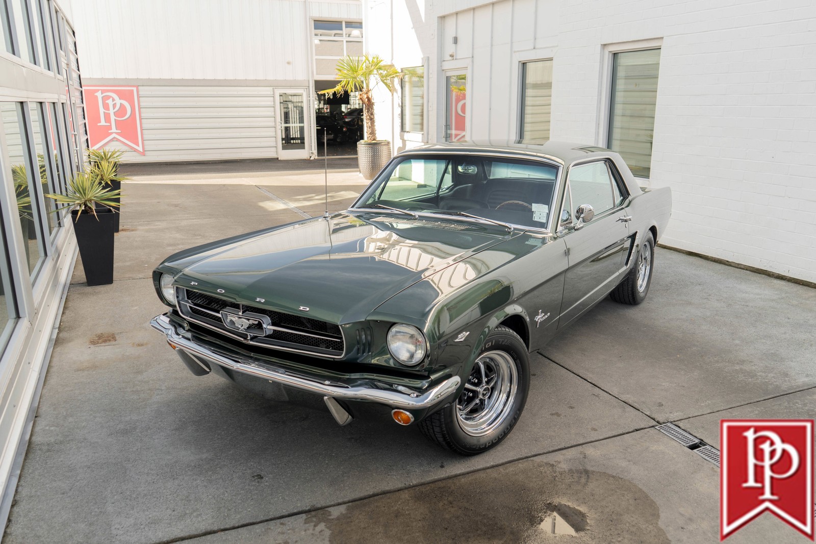 Ford-Mustang-1965-Coupe-1