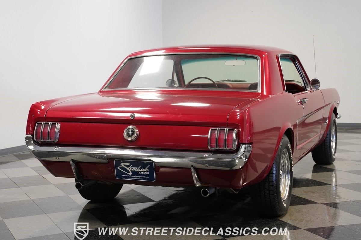 Ford-Mustang-1965-Coupe-11
