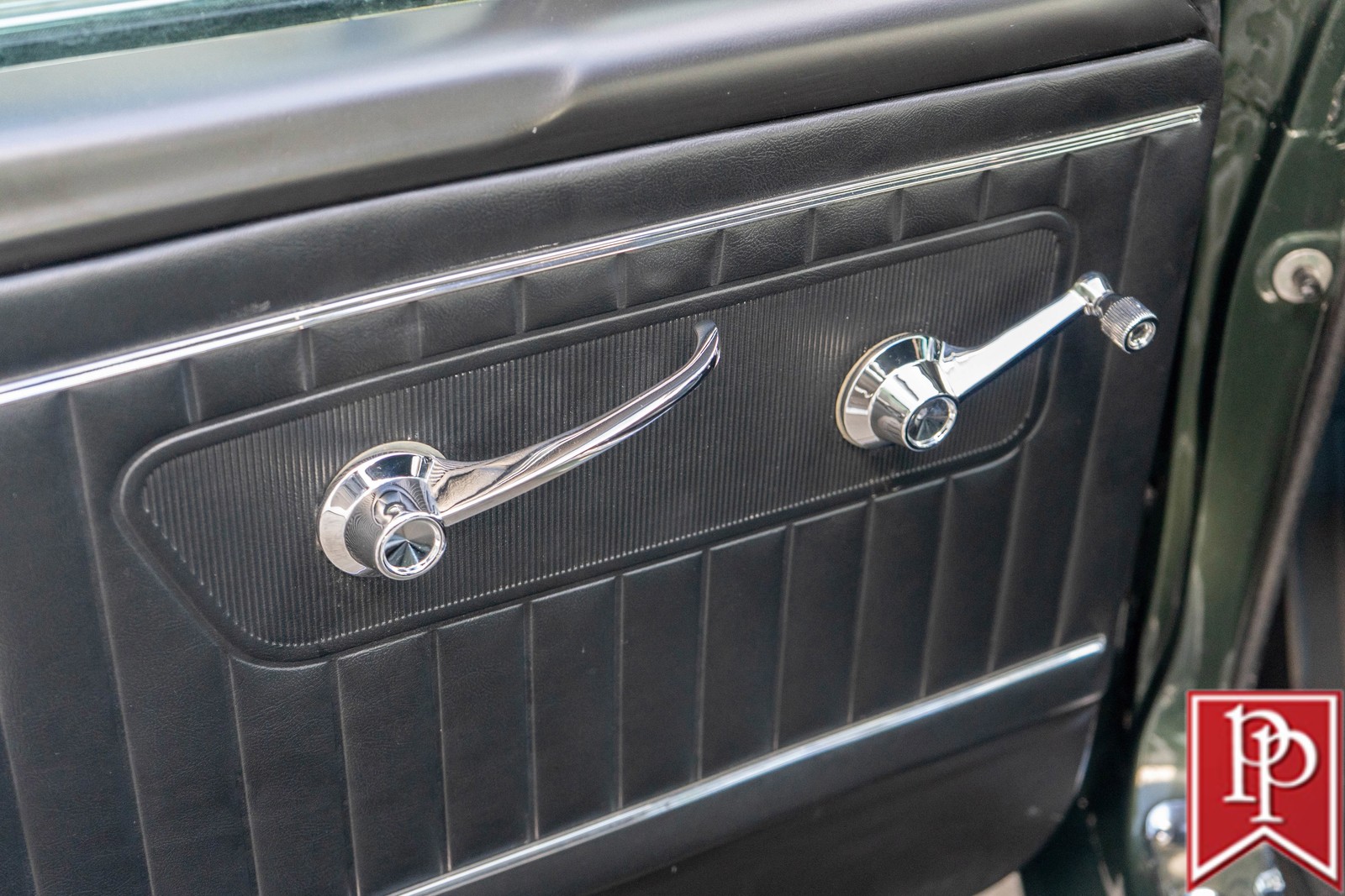 Ford-Mustang-1965-Coupe-11
