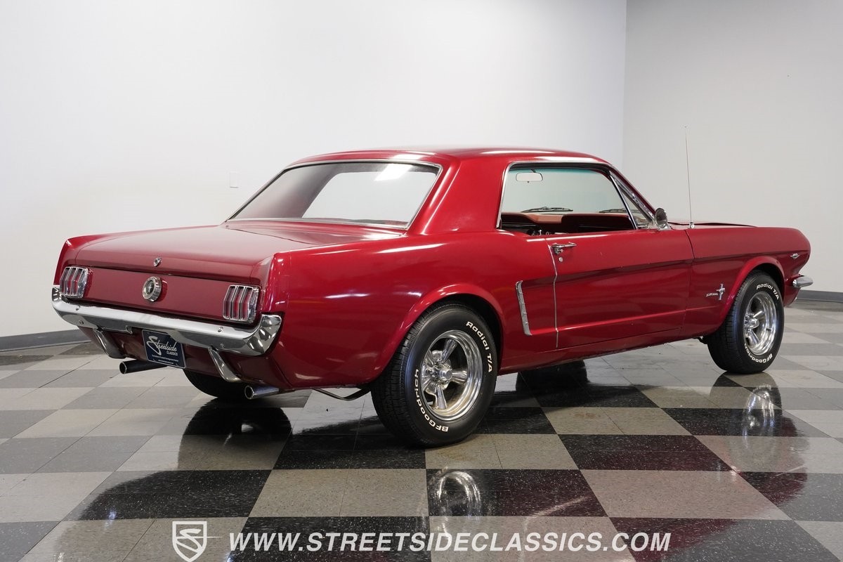 Ford-Mustang-1965-Coupe-12