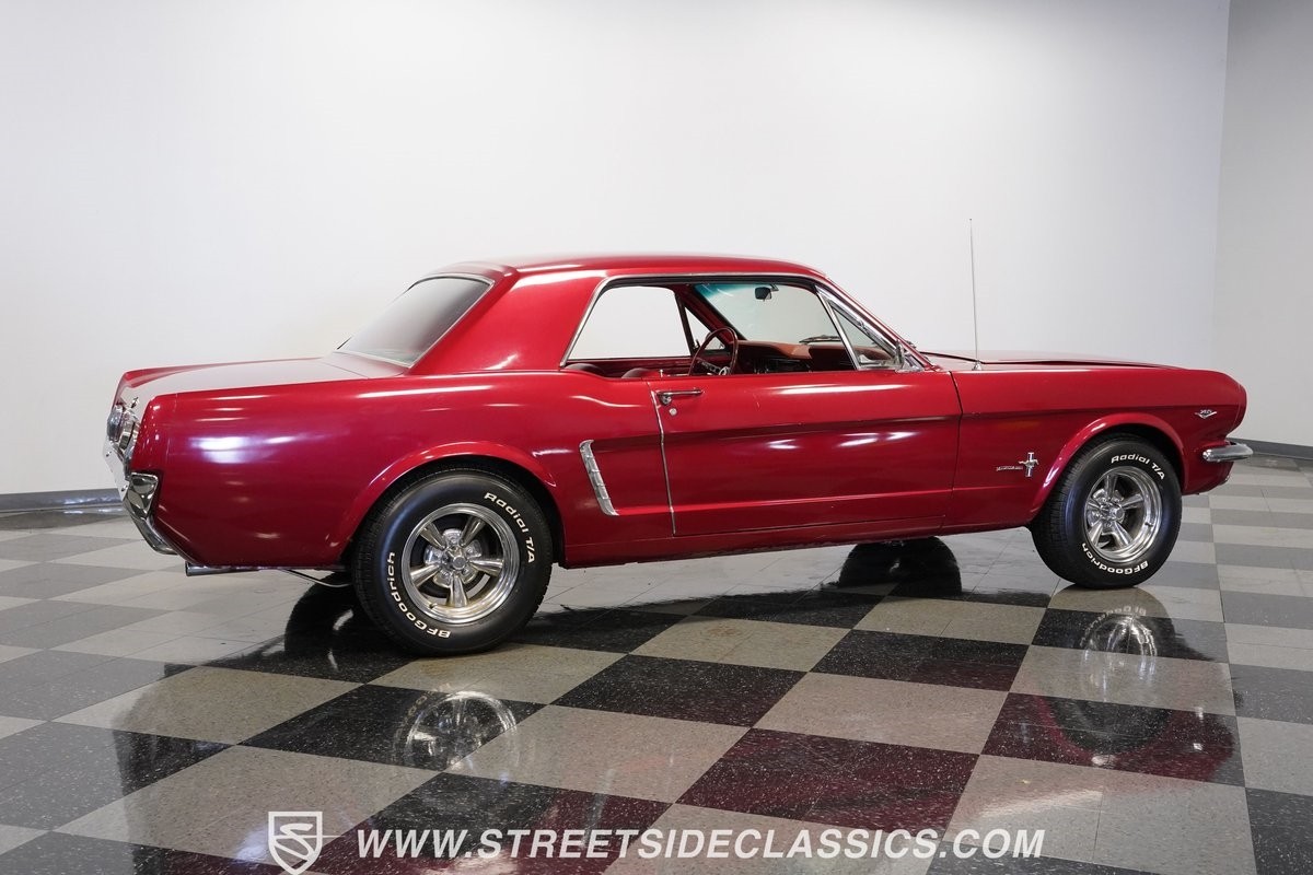 Ford-Mustang-1965-Coupe-13