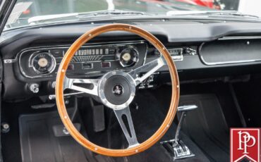 Ford-Mustang-1965-Coupe-13