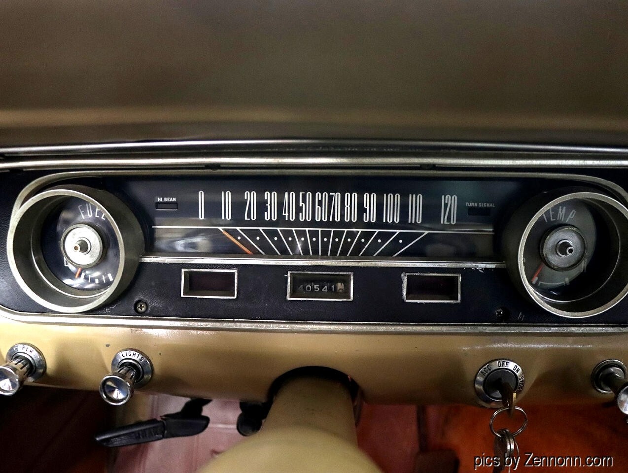 Ford-Mustang-1965-Coupe-14