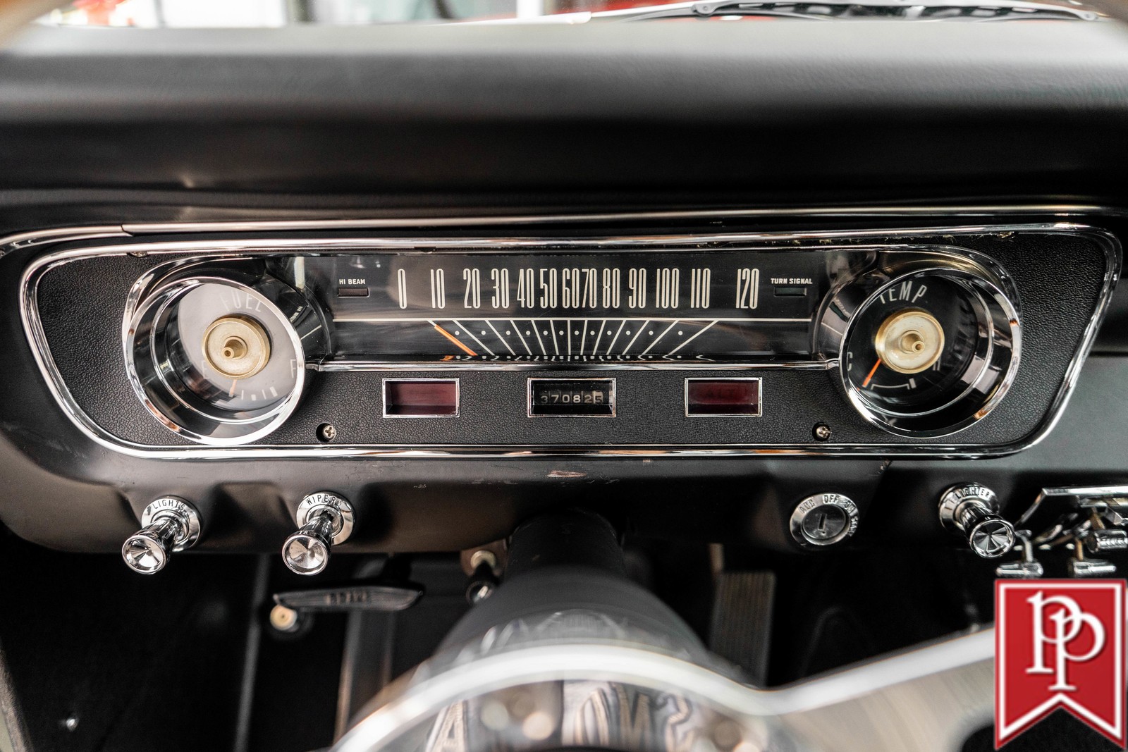 Ford-Mustang-1965-Coupe-15