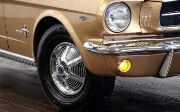 Ford-Mustang-1965-Coupe-2